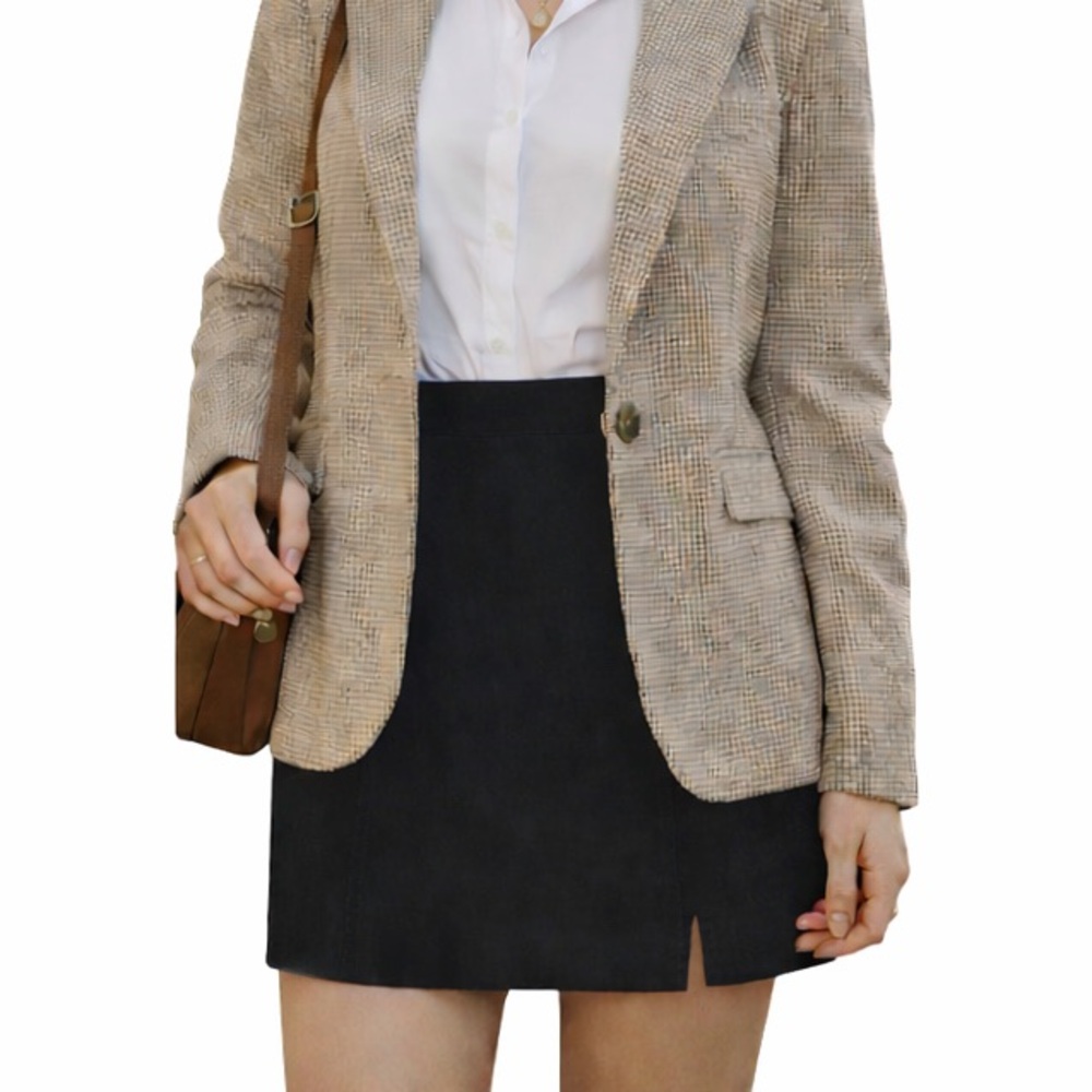 She + Sky Black Mini Skirt Thigh Slit Preppy Classic Minimalist A-Line Size M